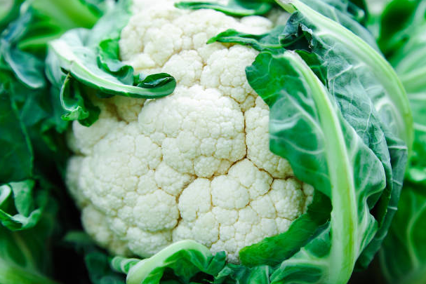 How Much Does A Cauliflower Head Weigh?